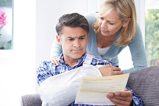 man-injured-arm